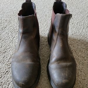 Dr. Martens Chelsea Boot